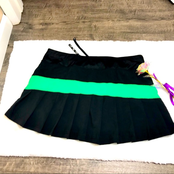 Fila Sport Tennis Skirt Women’s Short Size Large - Picture 2 of 13